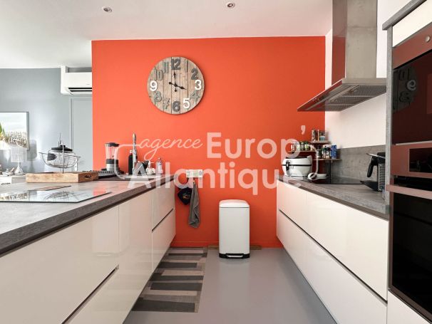 A louer MAISON 5 PIECES 140 M2 BORD DE MER LA PALMYRE commerces