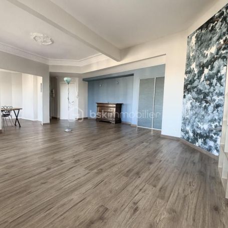 A louer APPARTEMENT T3 92 M2 BEZIERS