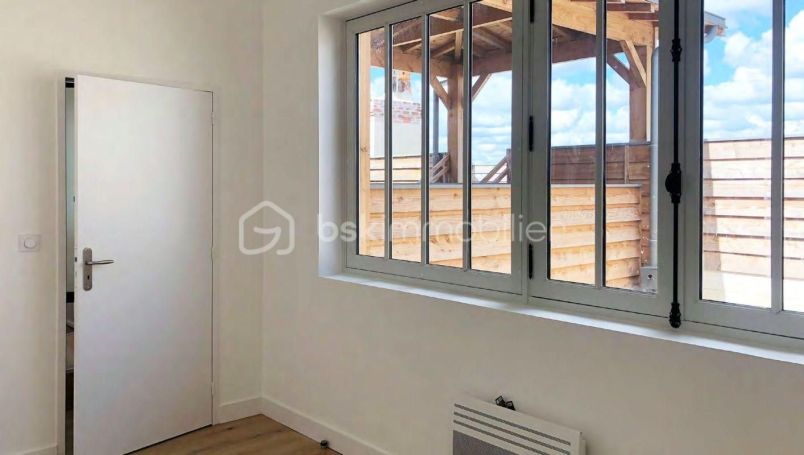 A louer APPARTEMENT T3 55 M2 BORDEAUX