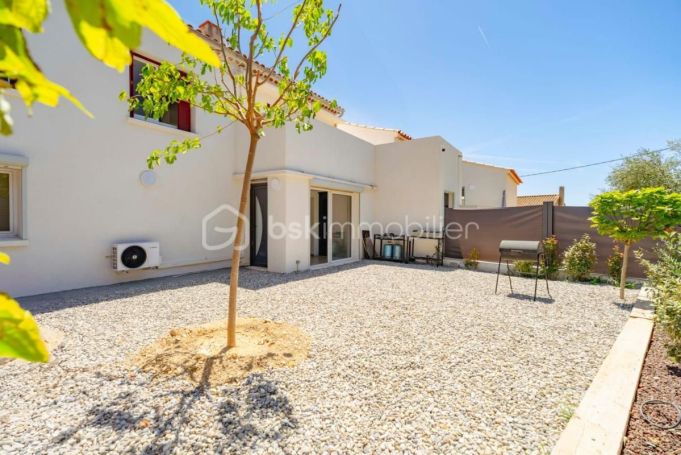 A louer APPARTEMENT T3 83 M2 PLAGE à PIED SIX FOURS LES PLAGES