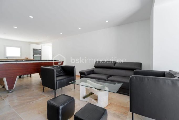 A louer APPARTEMENT T3 83 M2 PLAGE à PIED SIX FOURS LES PLAGES