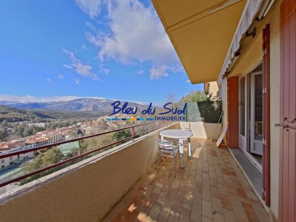 A louer STUDIO 45 M2 TERRASSE VERNET LES BAINS