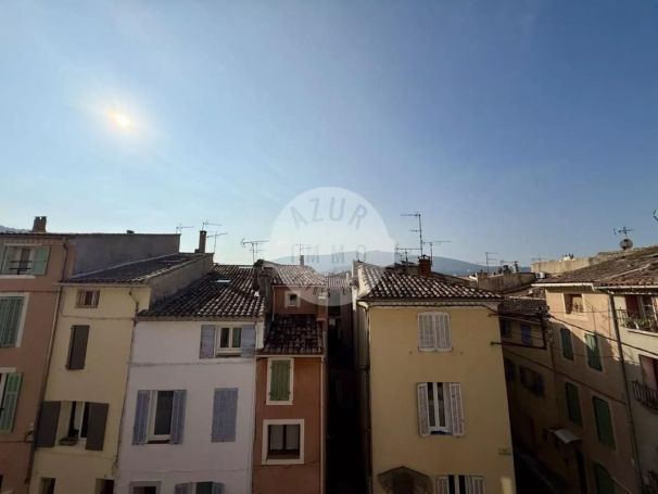 A louer APPARTEMENT DUPLEX NEUF T3 69 M2 SAINT ZACHARIE