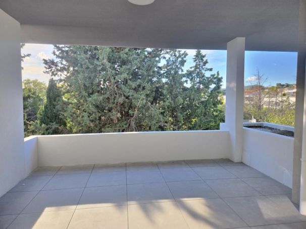 A louer APPARTEMENT T4 88 M2 TERRASSE BORD DE MER LA CIOTAT