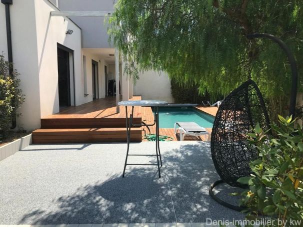 MAISON CONTEMPORAINE VILLENEUVE DE LA RAHO