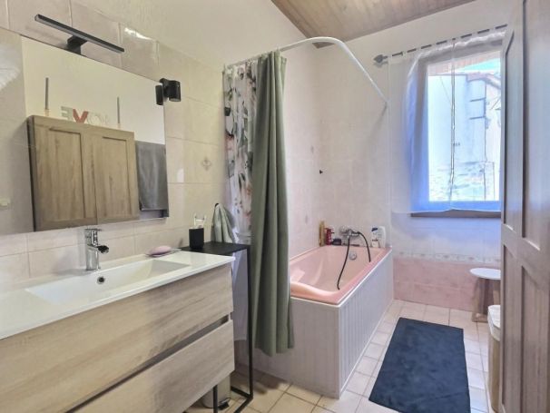 APPARTEMENT T5 230 M2 BORD DE MER MARQUIXANES