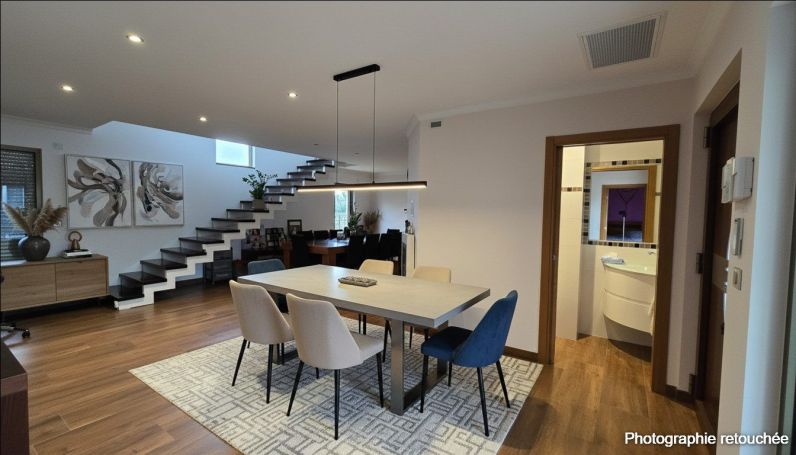 MAISON CONTEMPORAINE BORD DE MER SAINT LAURENT DE LA SALANQUE