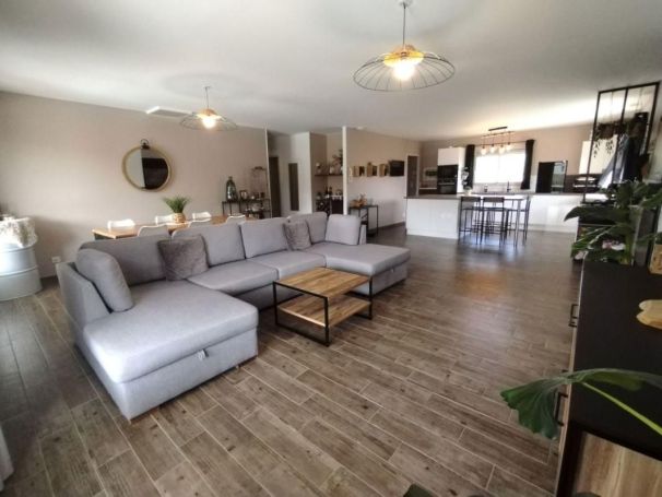 MAISON 6 PIECES 148 M2 CARCASSONNE