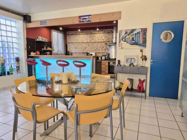 LOFT 4 PIECES 128 M2 PERPIGNAN