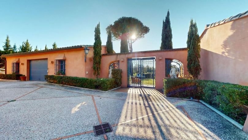 MAISON 980 M2 PALAJA