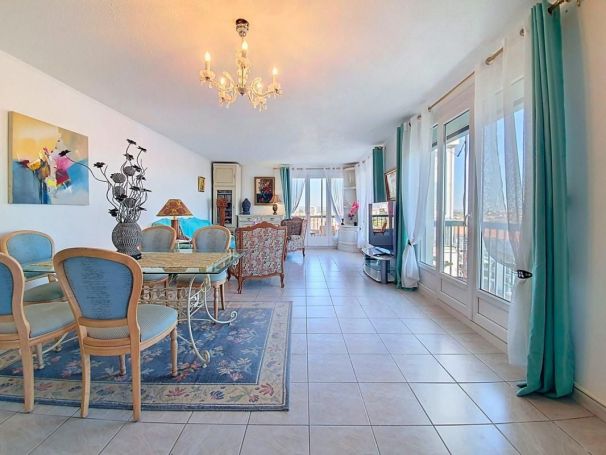 APPARTEMENT T5 103 M2 BORD DE MER PERPIGNAN