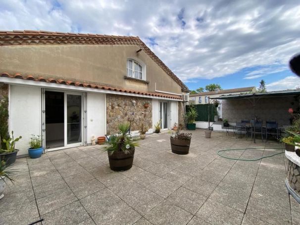 APPARTEMENT T3 92 M2 TERRASSE CARCASSONNE