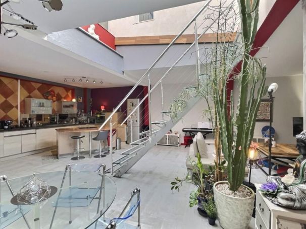 LOFT 113 M2 TERRASSE PERPIGNAN