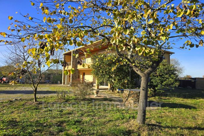 A louer MAISON 5 PIECES 173 M2 LAROQUE DES ALBERES Village