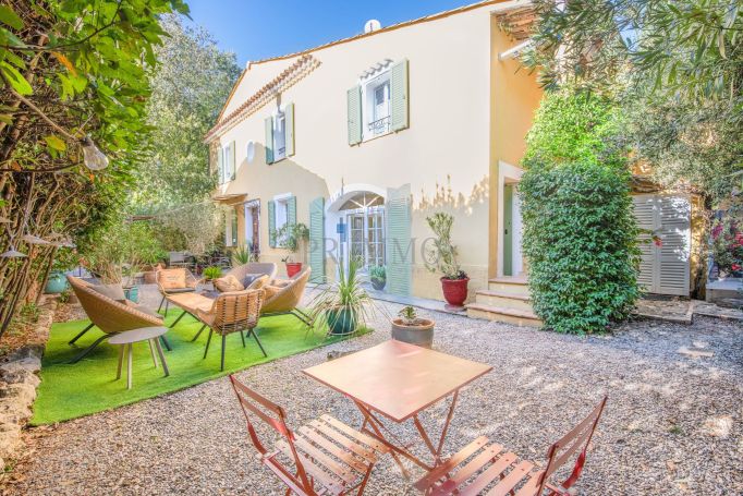 A louer MAISON DE MAîTRE TARADEAU