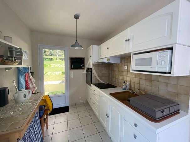 A vendre MAISON 5 PIECES 83 M2 BORD DE MER SAINT VINCENT SUR JARD