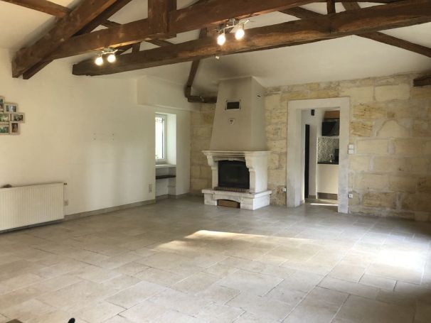 A louer LONGèRE 4 PIECES 154 M2 SAINT VIVIEN DE MEDOC