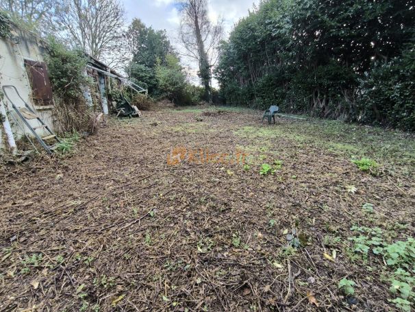 A vendre TERRAIN CONSTRUCTIBLE ET VIABILISE 1500 M² FECAMP