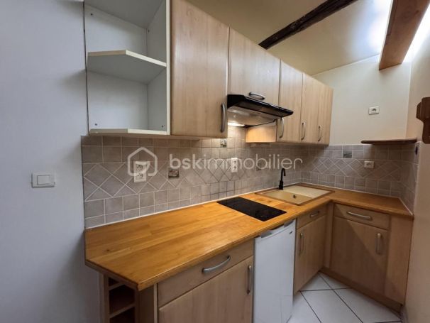 A louer STUDIO 22 M2 BORD DE MER ISTRES