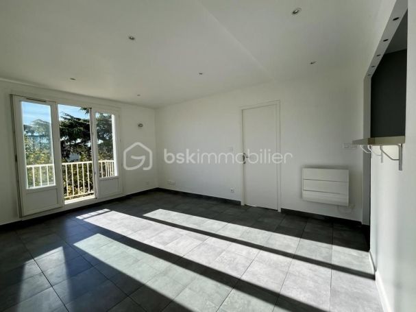 A louer APPARTEMENT NEUF T3 51 M2 NIMES