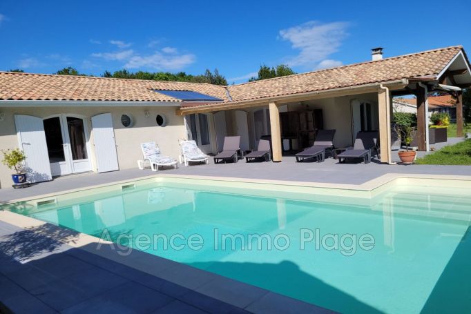 A louer MAISON CONTEMPORAINE BORD DE MER VENSAC campagne