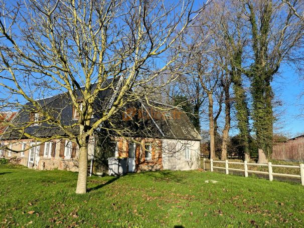 A vendre Maison de caractEre 5 PIECES 125 M² Terres-de-Caux