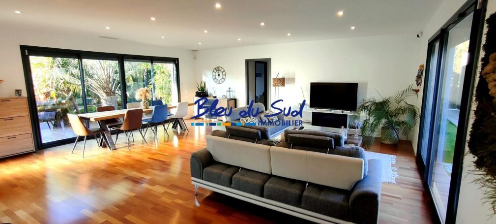 A louer MAISON 6 PIECES 146 M2 RODES