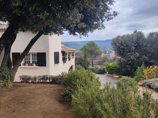 A louer MAISON CONTEMPORAINE BAGNOLS SUR CEZE