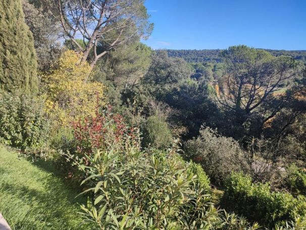 A louer MAISON CONTEMPORAINE BAGNOLS SUR CEZE