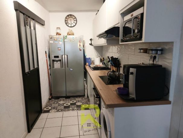 A louer MAISON DE MAîTRE BORD DE MER GRUISSAN