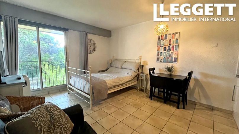 A louer STUDIO 24 M2 BORD DE MER SAINT TROPEZ