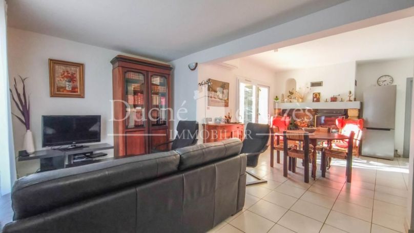 A louer MAISON 5 PIECES 102 M2 UZES