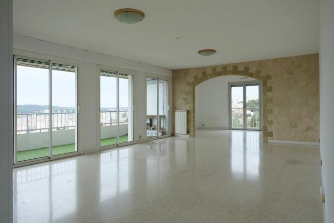 A louer APPARTEMENT T4 112 M2 TERRASSE BORD DE MER MARTIGUES