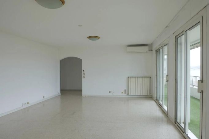 A louer APPARTEMENT T4 112 M2 TERRASSE BORD DE MER MARTIGUES