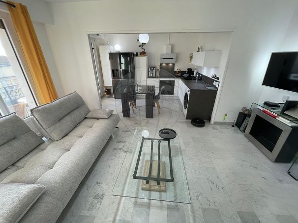 A louer APPARTEMENT T3 58 M2 NIMES