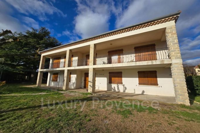 A louer APPARTEMENT T4 74 M2 TERRASSE SIMIANE COLLONGUE