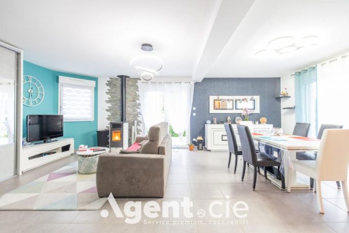 A louer MAISON CONTEMPORAINE TILLY SUR SEULLES