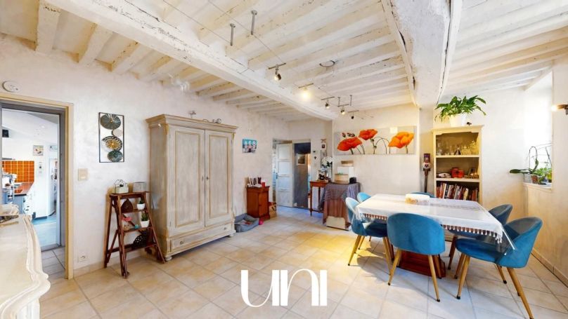 A louer MAISON DE MAîTRE BORD DE MER THAON