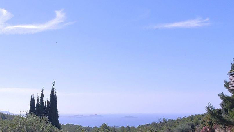 A vendre TERRAIN CONSTRUCTIBLE VUE PANORAMIQUE MER BANDOL