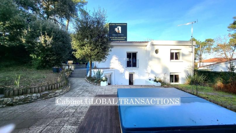 A louer MAISON CONTEMPORAINE BORD DE MER ROYAN