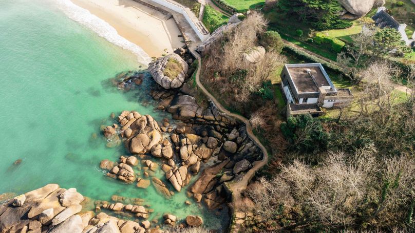 vente Villa vue mer avec accès direct à la plage à Trégastel