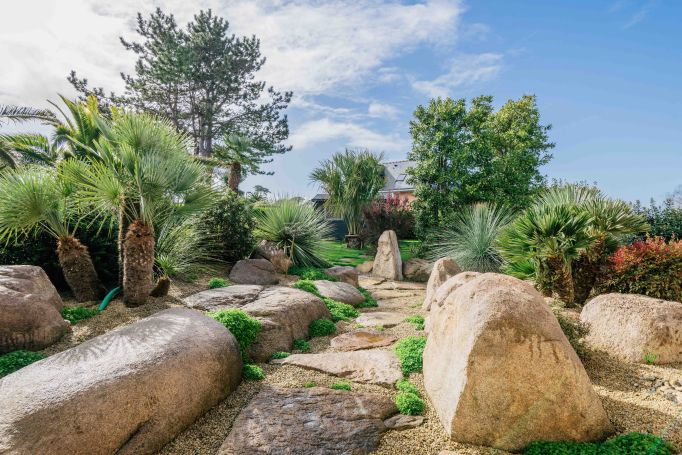 vente Maison contemporaine avec jardin en bord de mer