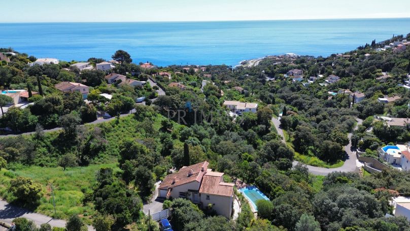 A vendre MAISON 6 PIECES 155 M2 VUE MER LES ISSAMBRES