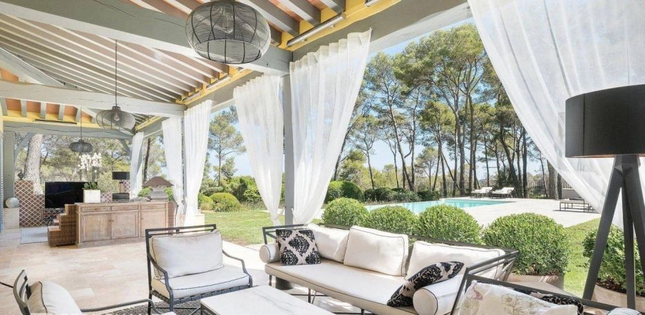 A louer MAISON CONTEMPORAINE MOUGINS